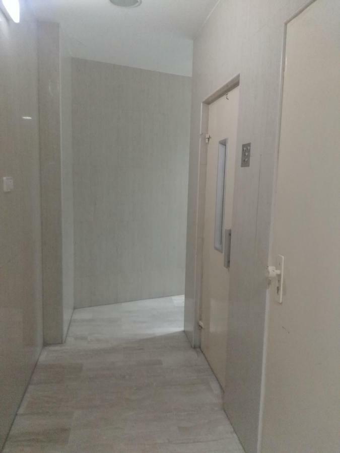 Atico Con Terraza En La Jota Appartement Zaragoza Buitenkant foto